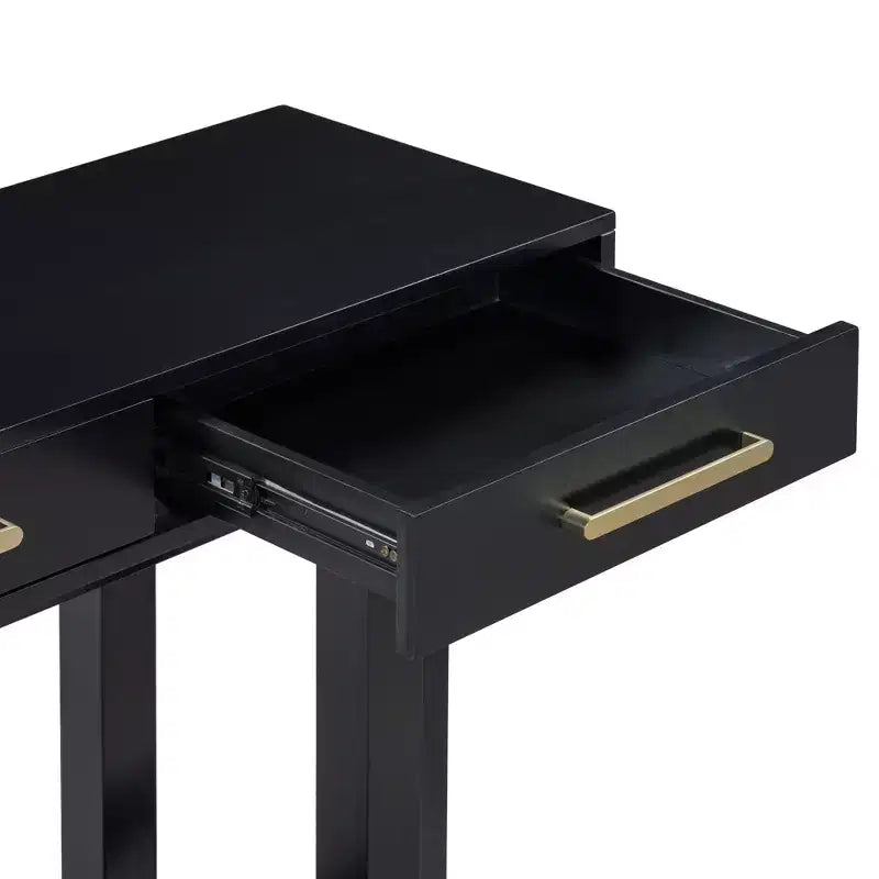Consolle elegante con tre cassetti